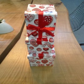 Küp Kurdelalı Kutu