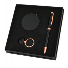 Kadına Hediye Kalpli Anahtarlık Seti