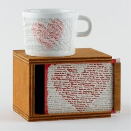 Ahşap Kutulu 100 Dilde Seni Seviyorum Fincan